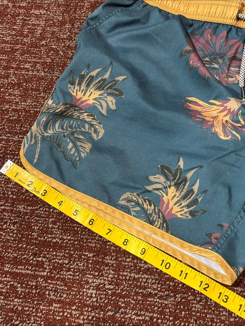 Maamgic 5” swim shorts tropical print chartreuse trim floral print beach XL